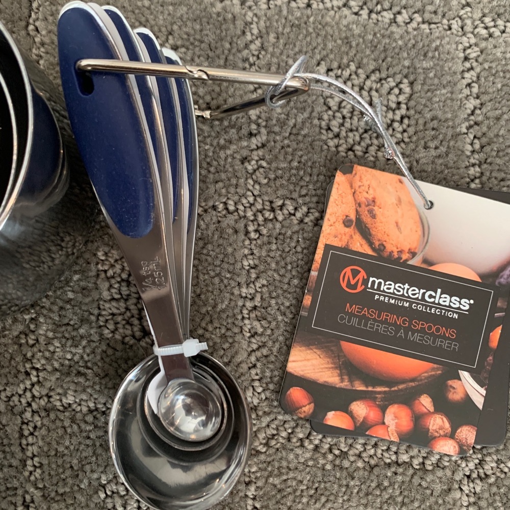 NWT Masterclass Measuring Spoons & Matching Cups - Picture 5 of 5